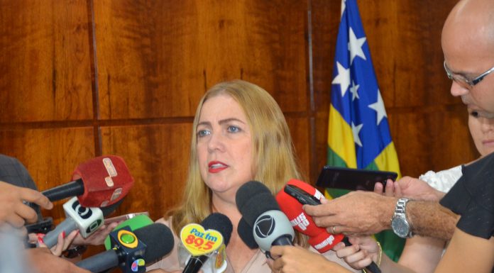 Governo anuncia pagamento do Transporte e Merenda Escolar