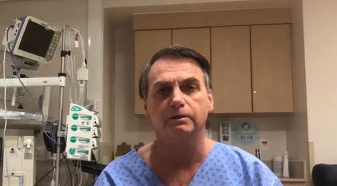 Patrocínios da Petrobras estão sob revisão, diz Bolsonaro