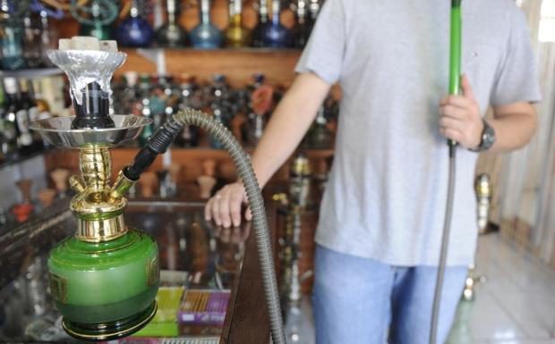 Venda de narguilé e acessórios para fumo a menores deve ser proibida