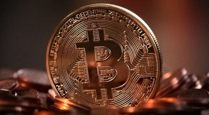 Receita começa a fiscaliza crimes com moedas virtuais
