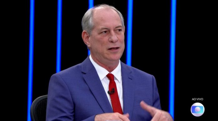 Ciro diz que governabilidade será conquistada com apoio de plebiscitos