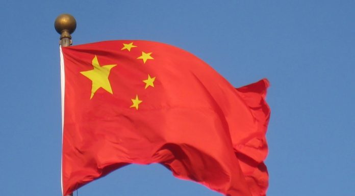 Economia chinesa se desacelera às portas do terceiro mandato de Xi