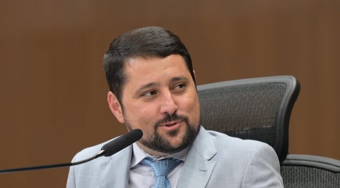 Proposta quer isentar taxas de inscrição em concursos públicos para pessoas com deficiência