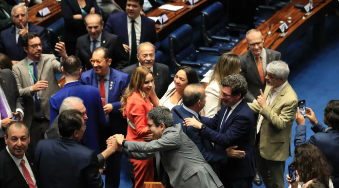 Cesta básica, combustível, serviços: o que muda com reforma tributária