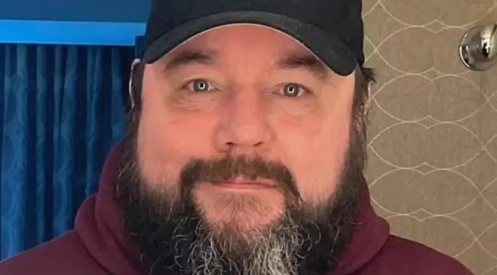 Ator de Smallville e Supernatural morre aos 48 anos