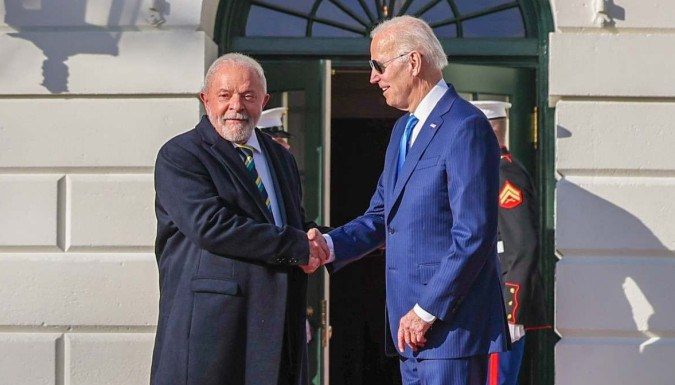 Lula defende mandar PL dos motoristas de aplicativos para Joe Biden