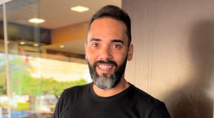 Paulinho R7 é uma das novas vozes de Valparaíso