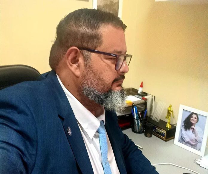 Dr. Suenilson Sá