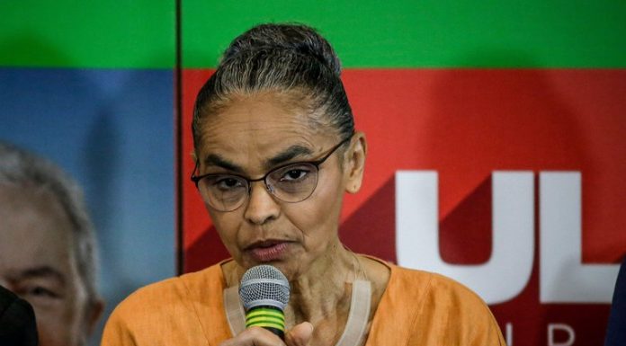 Marina Silva lota principais palcos da Festa Literária de Paraty