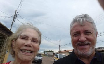 A emocionante história de Airton Moura e sua mãe, Dra. Beatriz Moura Soares