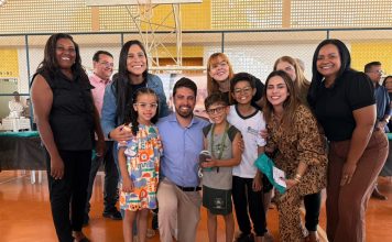 Projeto Enxergando o Futuro beneficia 342 estudantes da rede municipal com mais uma entrega gratuita de óculos