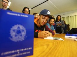 Governo veta integralmente projeto de incentivo ao primeiro emprego