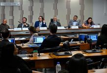Cotas em residência médica dividem opiniões em debate na CDH