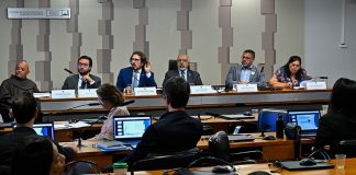 Cotas em residência médica dividem opiniões em debate na CDH